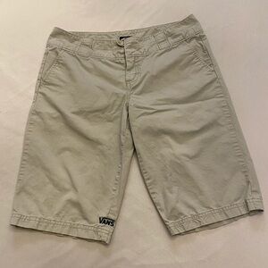 VANS Women’s Bermuda Shorts, Khaki, Size 7